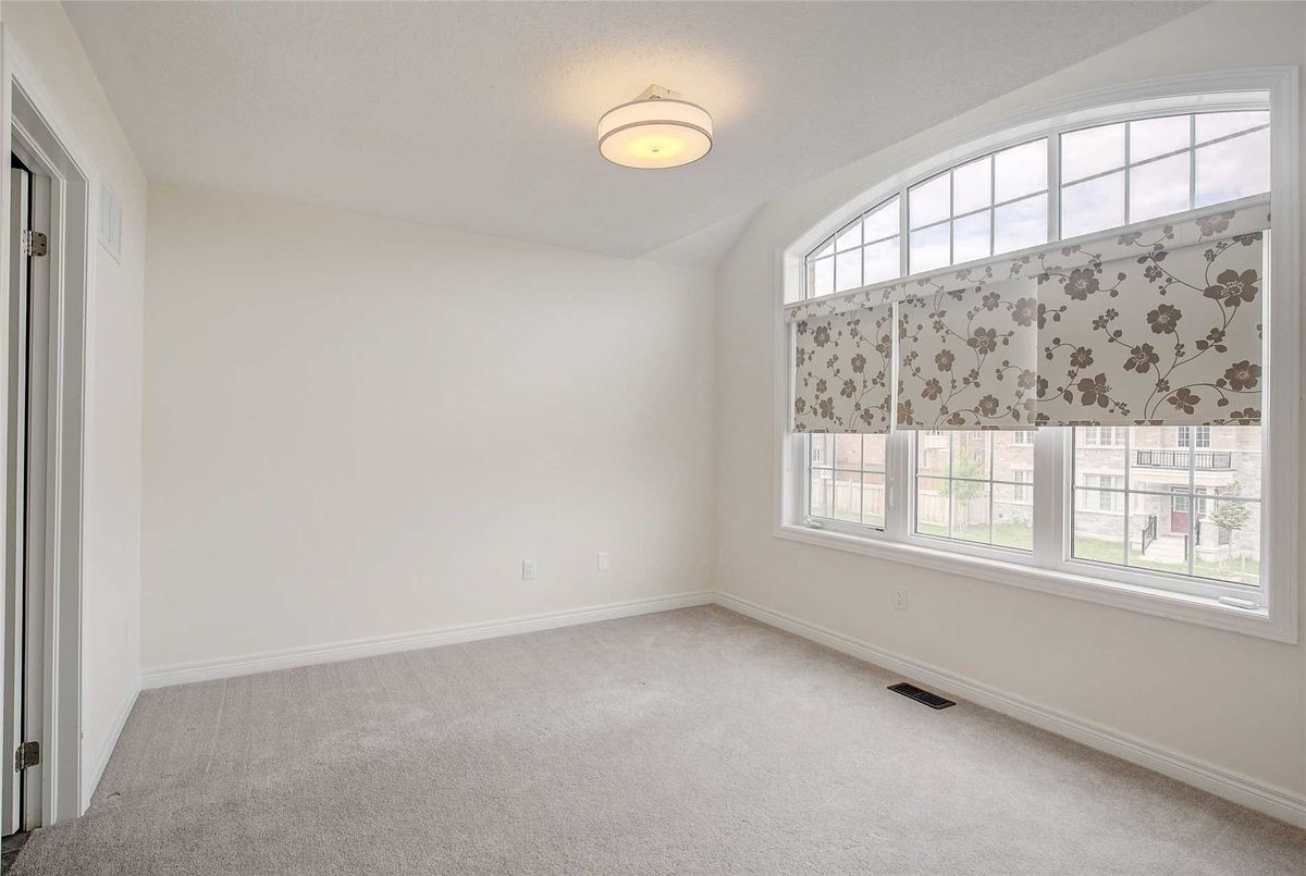577 Clifford Perry Pl 577 Clifford Perry Pl Newmarket