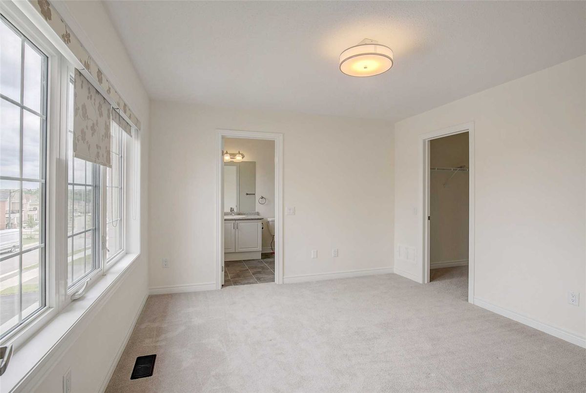 577 Clifford Perry Pl 577 Clifford Perry Pl Newmarket