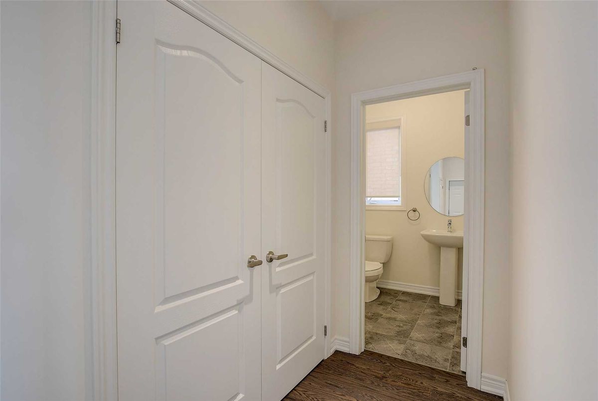 577 Clifford Perry Pl 577 Clifford Perry Pl Newmarket