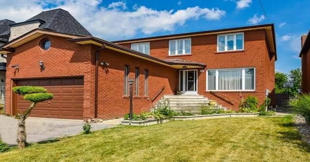44 Spruce Ave Richmond Hill