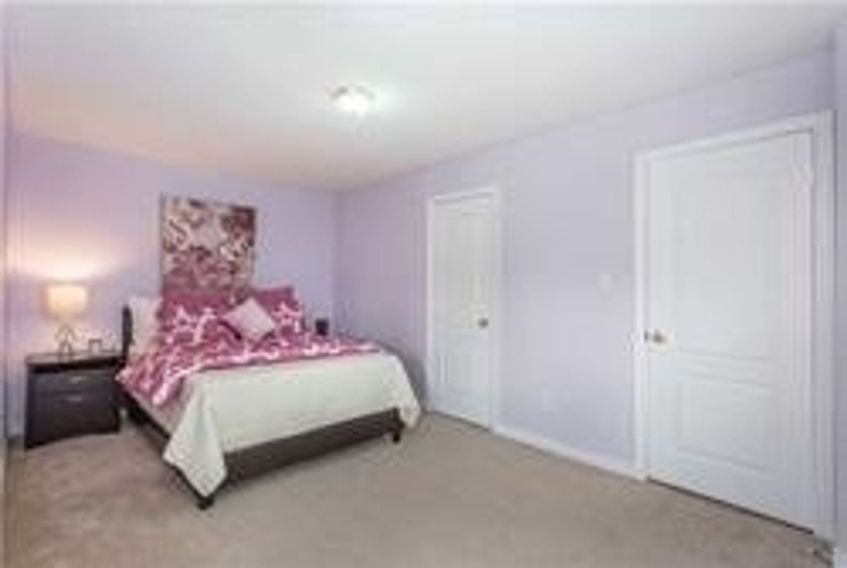 139 Rushbrook Dr 139 Rushbrook Dr Newmarket