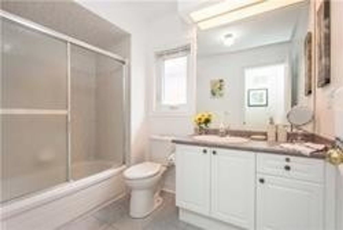 139 Rushbrook Dr 139 Rushbrook Dr Newmarket