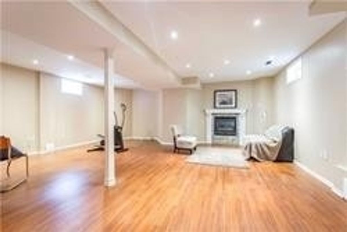 139 Rushbrook Dr 139 Rushbrook Dr Newmarket