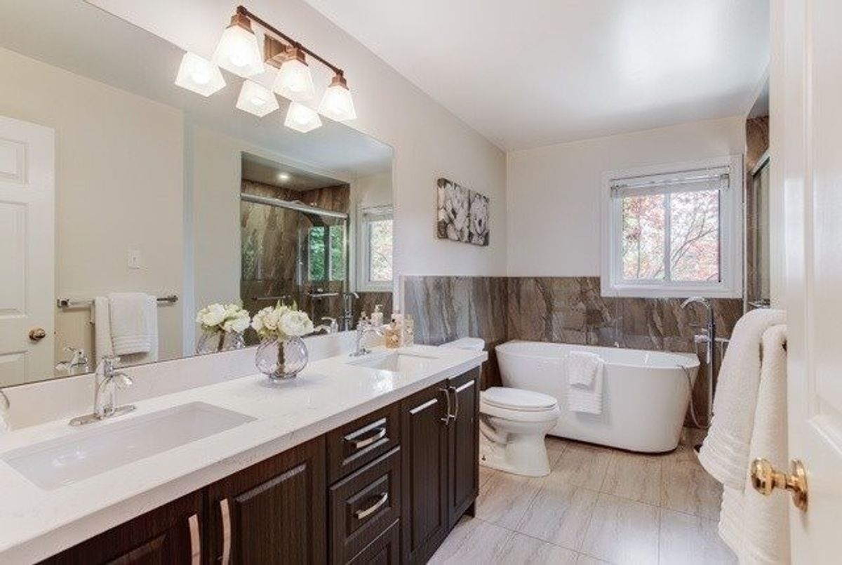 27 Bishopsbridge Cres 27 Bishopsbridge Cres Richmond Hill
