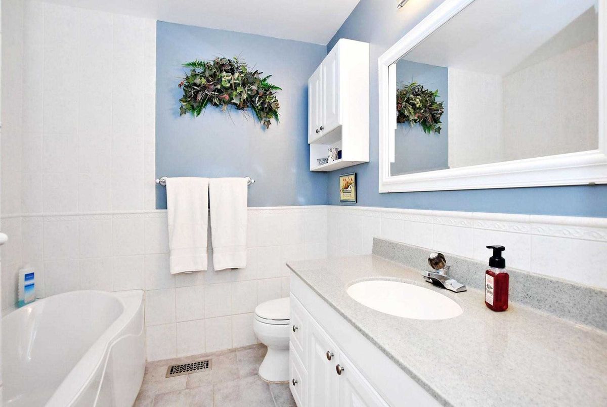 26 Gosling Rd 26 Gosling Rd Vaughan