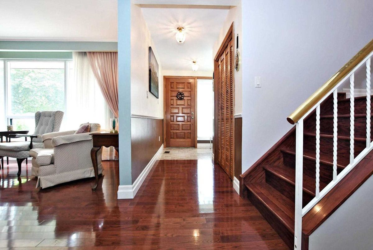 26 Gosling Rd 26 Gosling Rd Vaughan