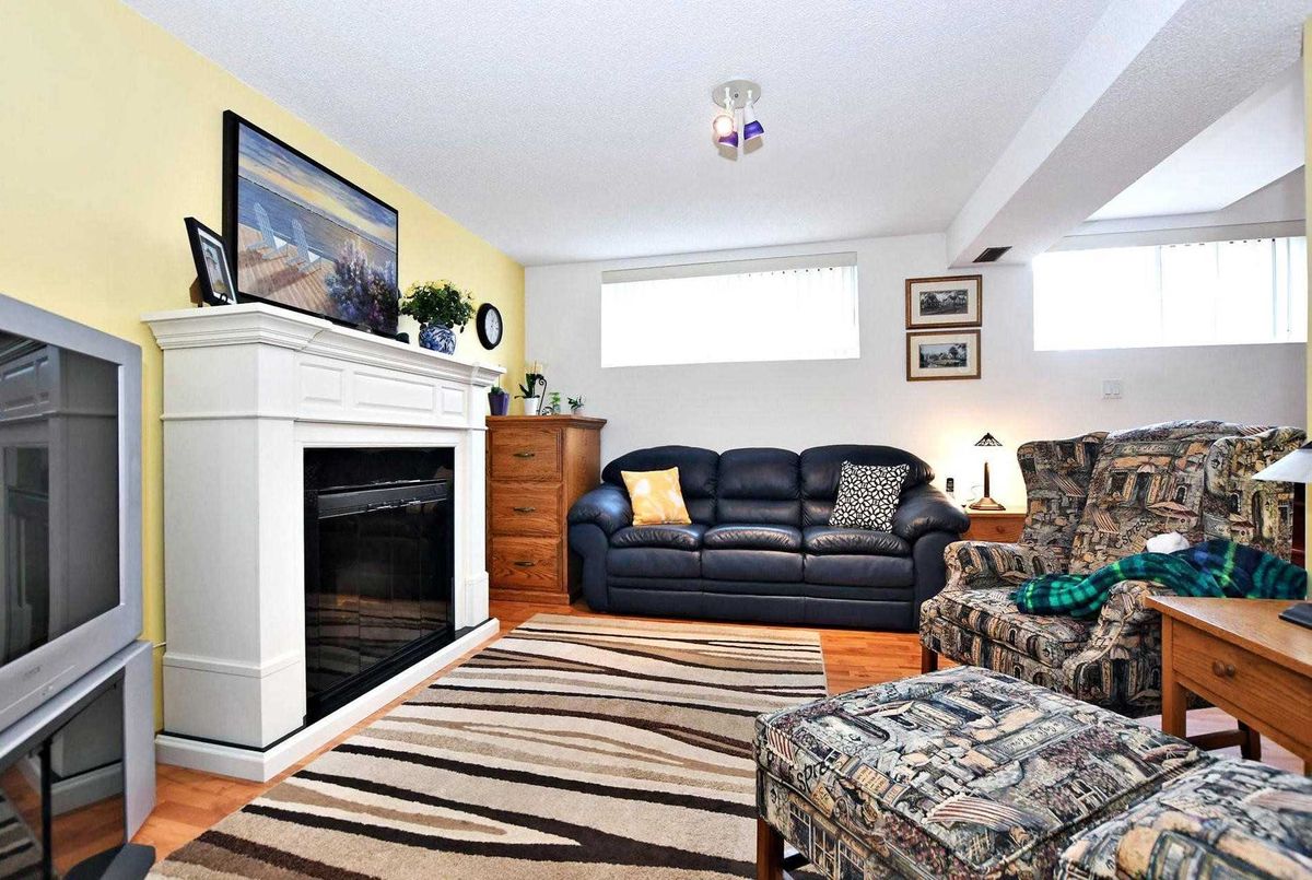 26 Gosling Rd 26 Gosling Rd Vaughan