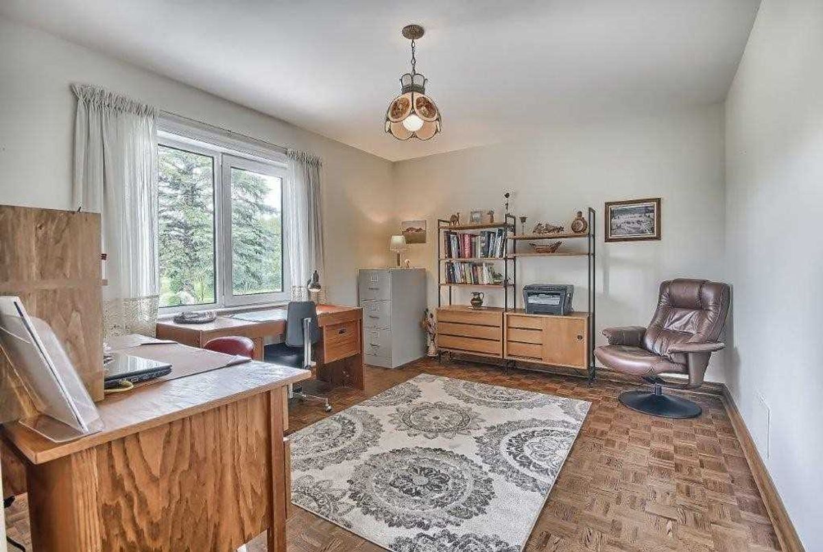 8 Peter Schneider Dr 8 Peter Schneider Dr East Gwillimbury