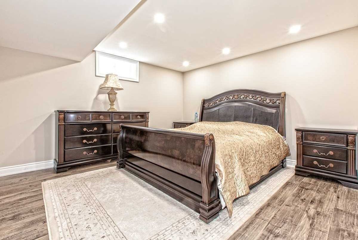 292 Neilly Rd 292 Neilly Rd Innisfil
