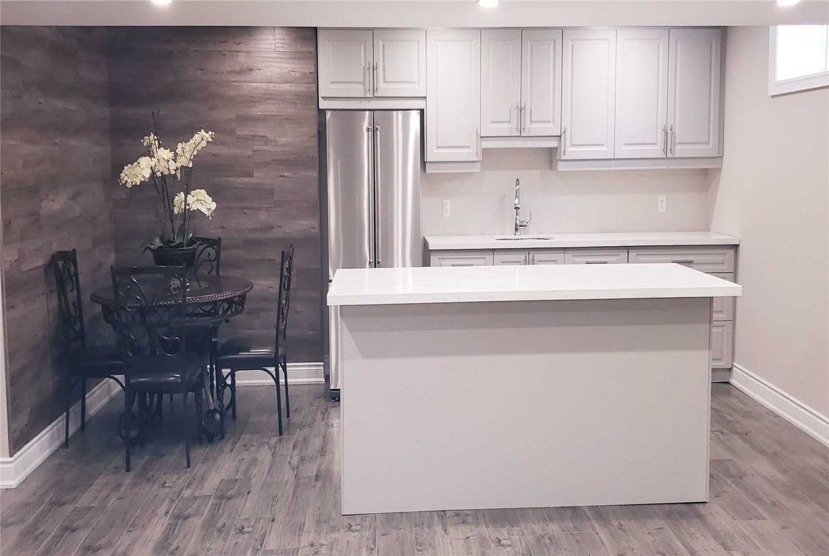 292 Neilly Rd 292 Neilly Rd Innisfil