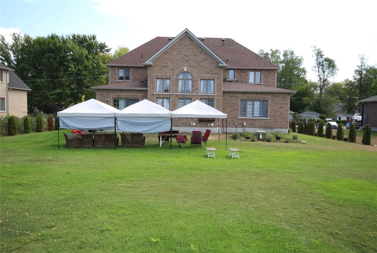 292 Neilly Rd 292 Neilly Rd Innisfil