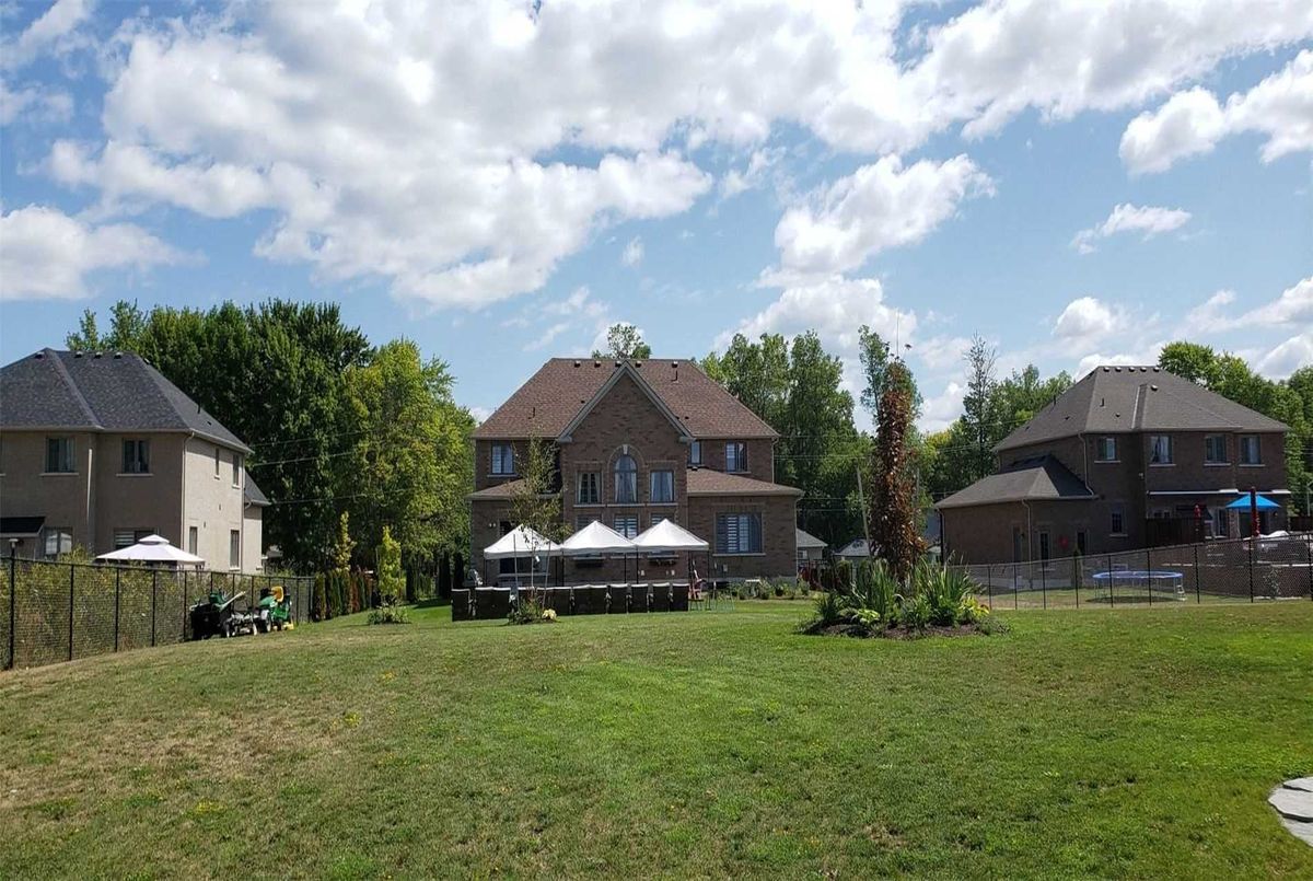 292 Neilly Rd 292 Neilly Rd Innisfil