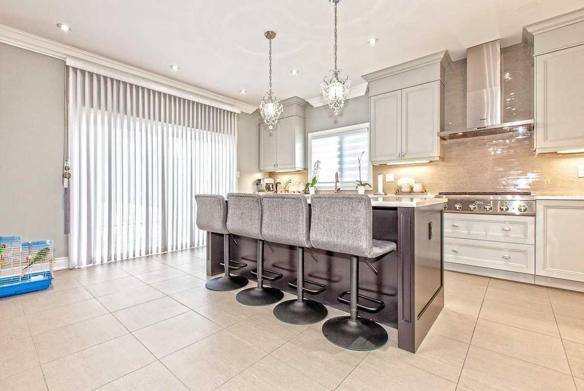 292 Neilly Rd 292 Neilly Rd Innisfil