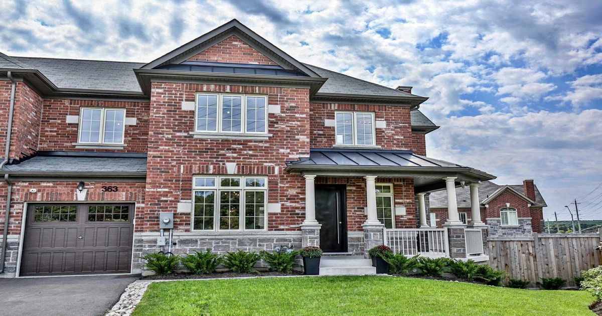 363 Luck Crt Newmarket