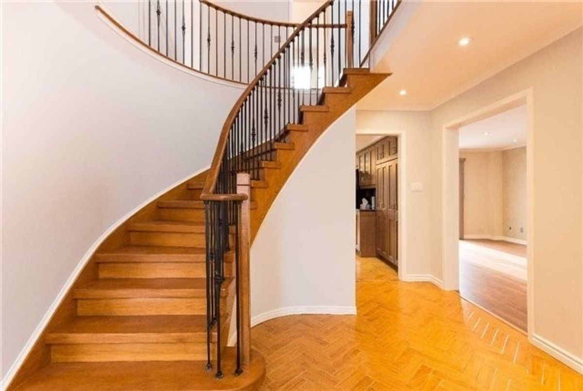89 Stave Cres 89 Stave Cres Richmond Hill