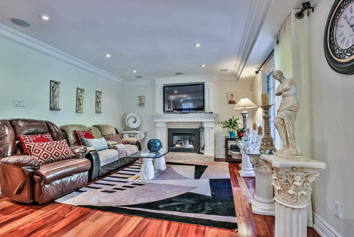 63 Cynthia Cres 63 Cynthia Cres Richmond Hill