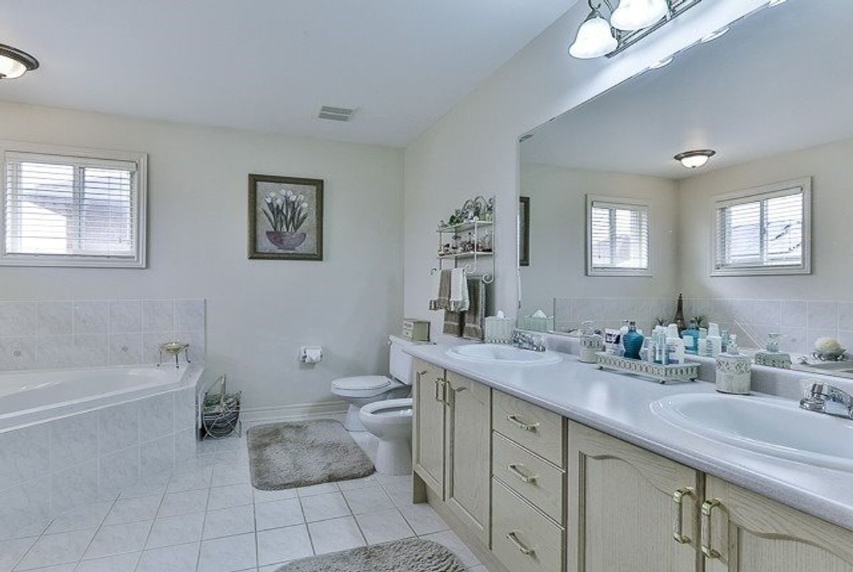 77 Forecastle Rd 77 Forecastle Rd Vaughan
