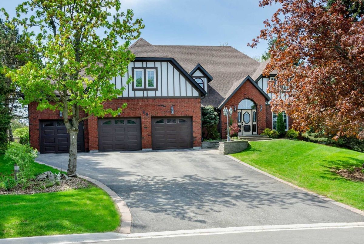 69 Armstrong Cres 69 Armstrong Cres King