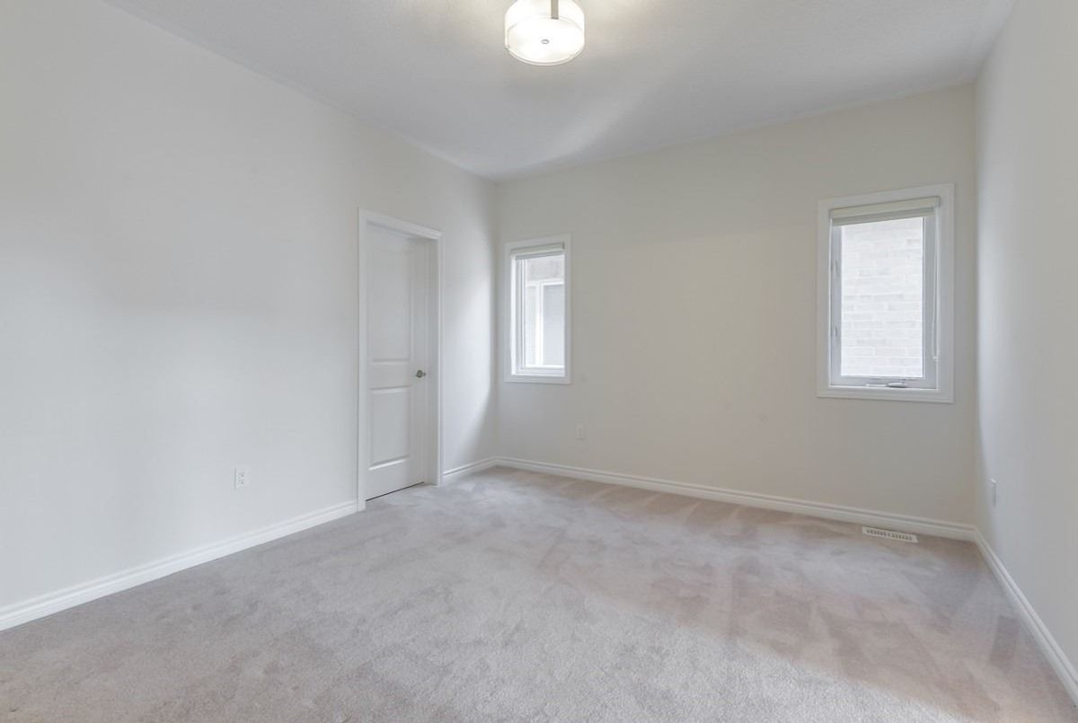 72 Joseph Hartman Cres 72 Joseph Hartman Cres Aurora