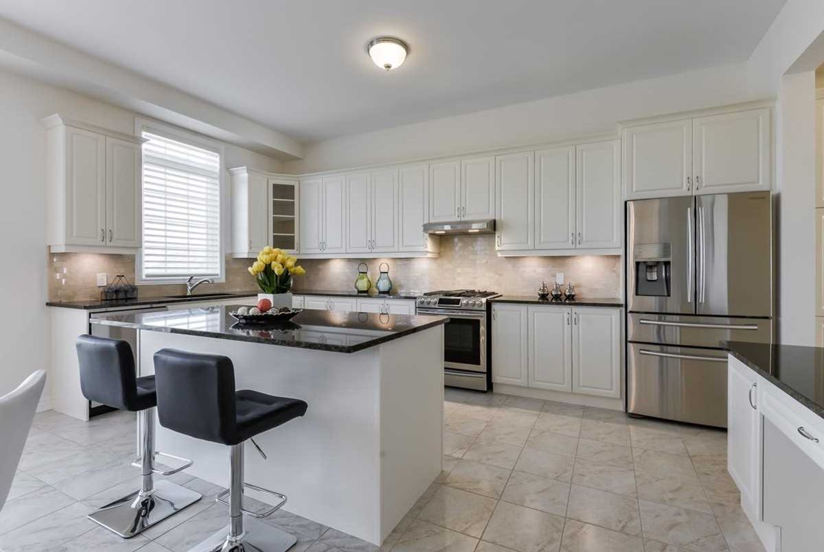 72 Joseph Hartman Cres 72 Joseph Hartman Cres Aurora