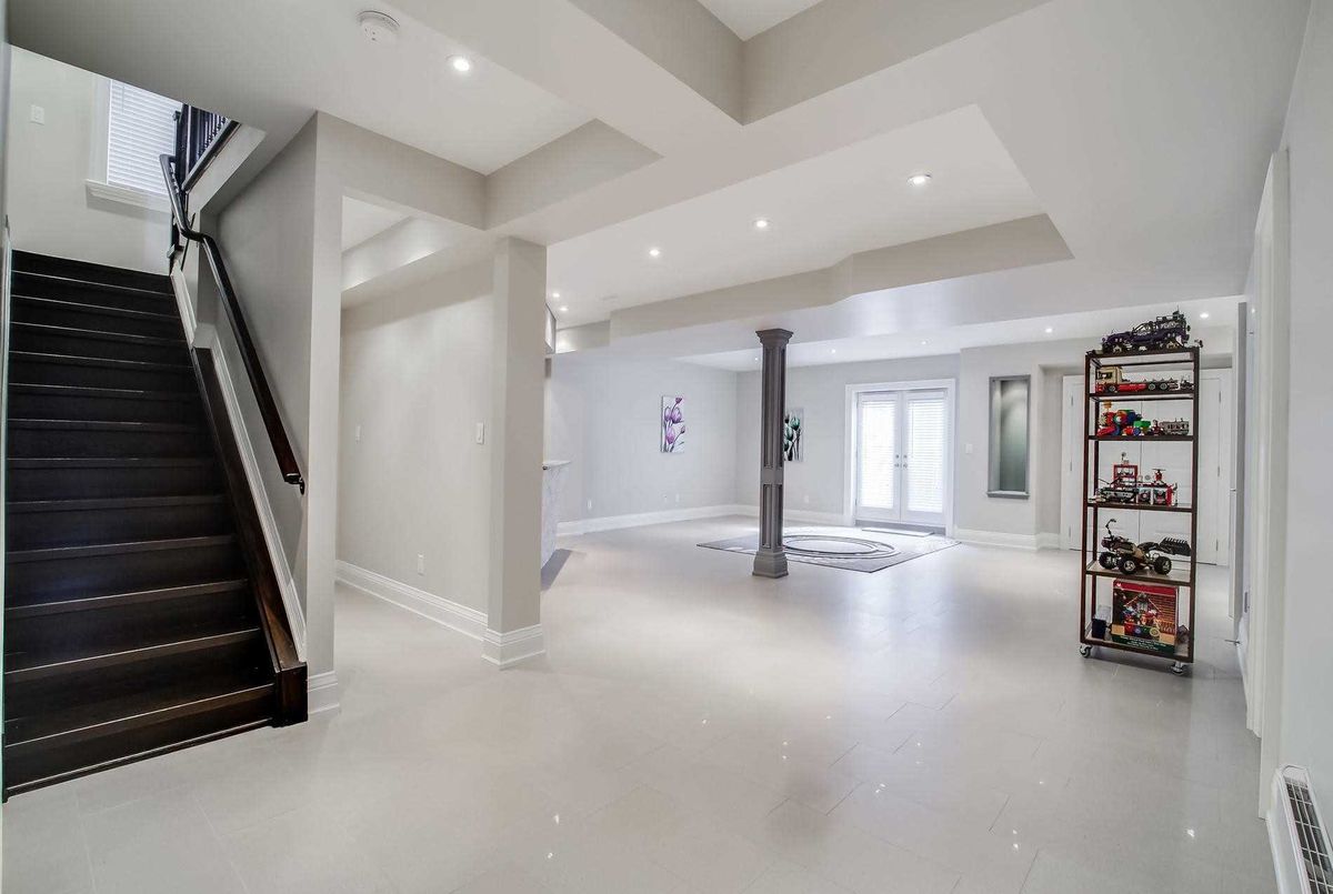 21 Frontier Dr 21 Frontier Dr Richmond Hill