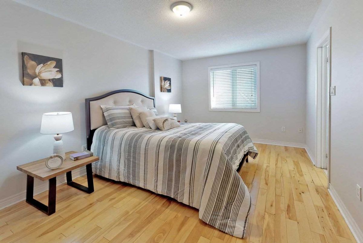 33 Christephen Cres 33 Christephen Cres Richmond Hill