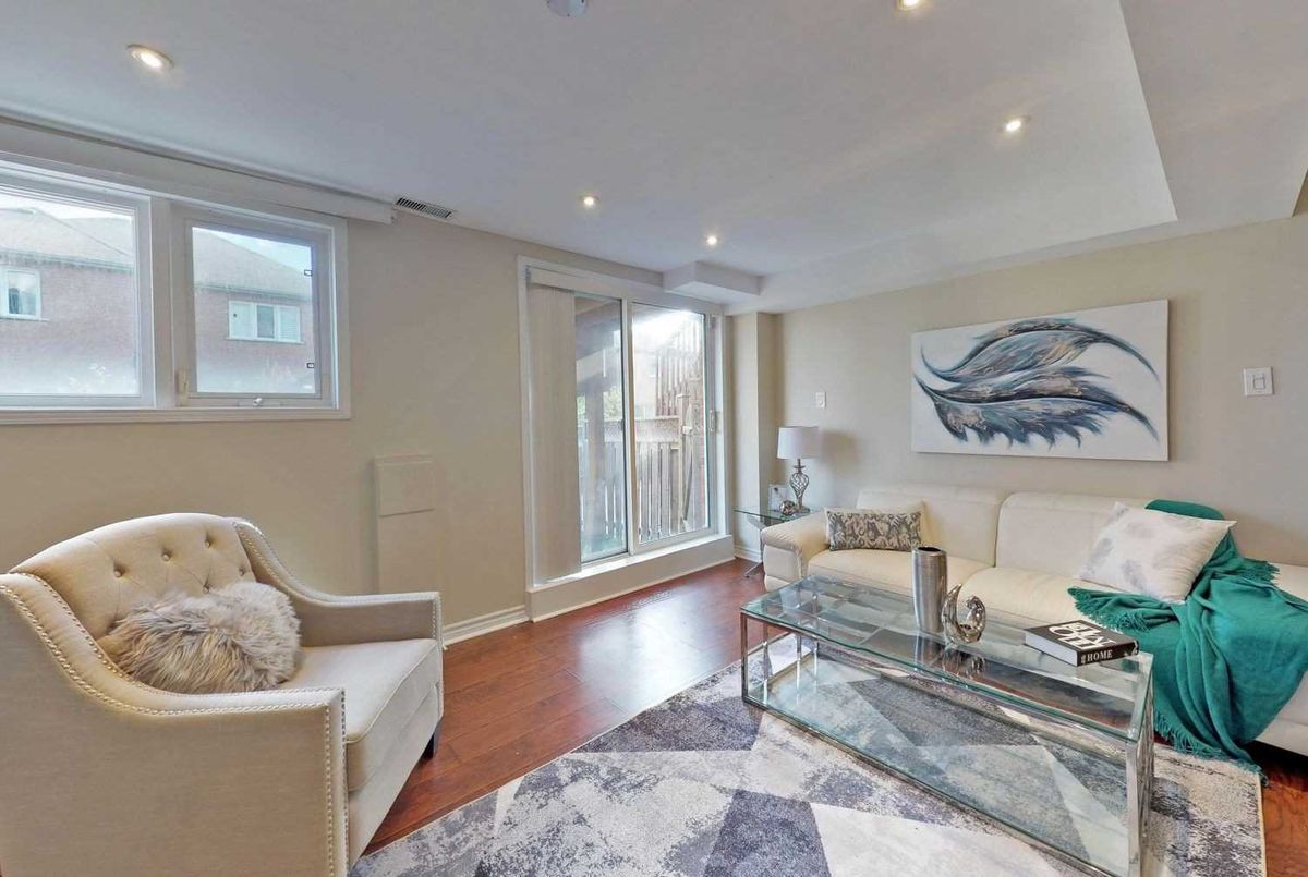 33 Christephen Cres 33 Christephen Cres Richmond Hill