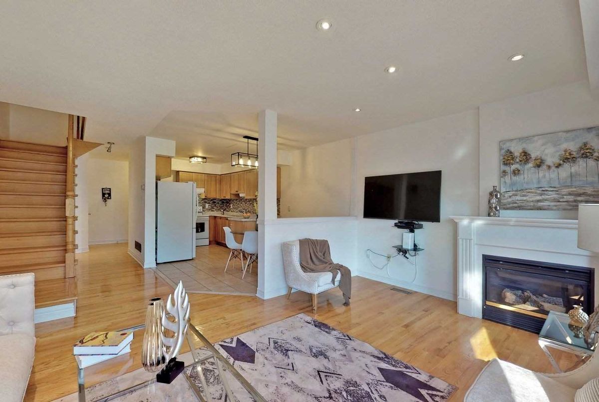33 Christephen Cres 33 Christephen Cres Richmond Hill