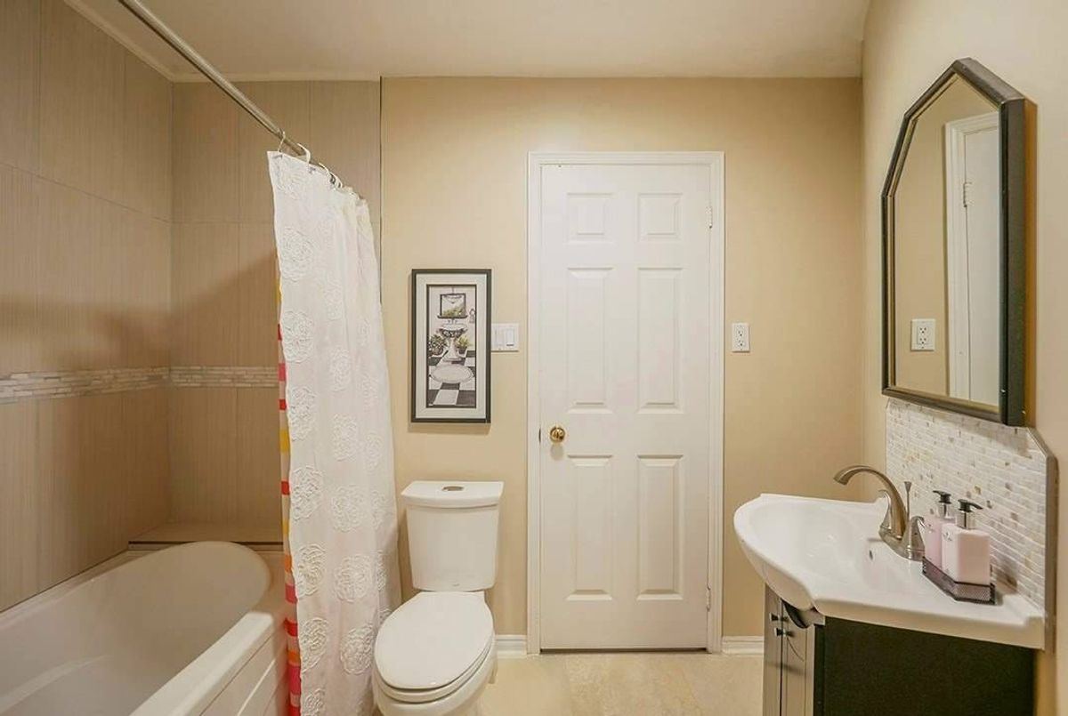 10 Macphail Crt 10 Macphail Crt Markham