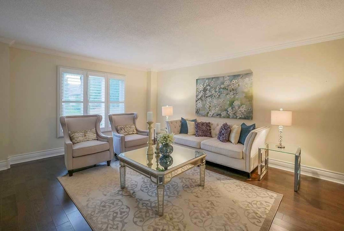 10 Macphail Crt 10 Macphail Crt Markham