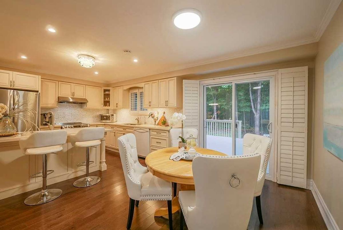 10 Macphail Crt 10 Macphail Crt Markham