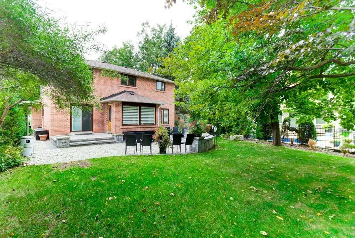 2 Hastings Dr 2 Hastings Dr Markham