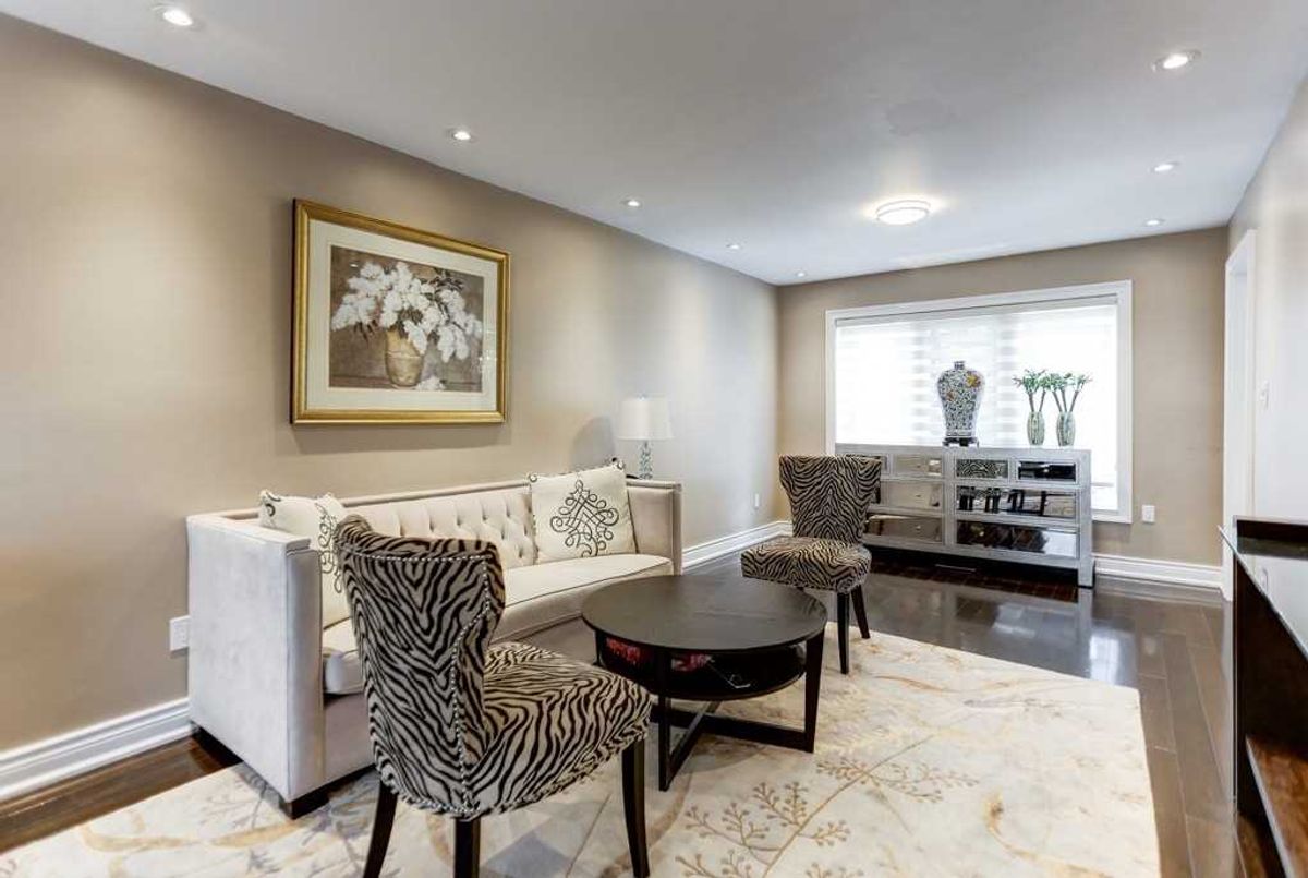 2 Hastings Dr 2 Hastings Dr Markham