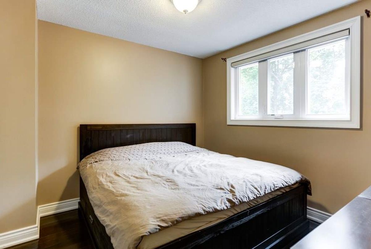 2 Hastings Dr 2 Hastings Dr Markham