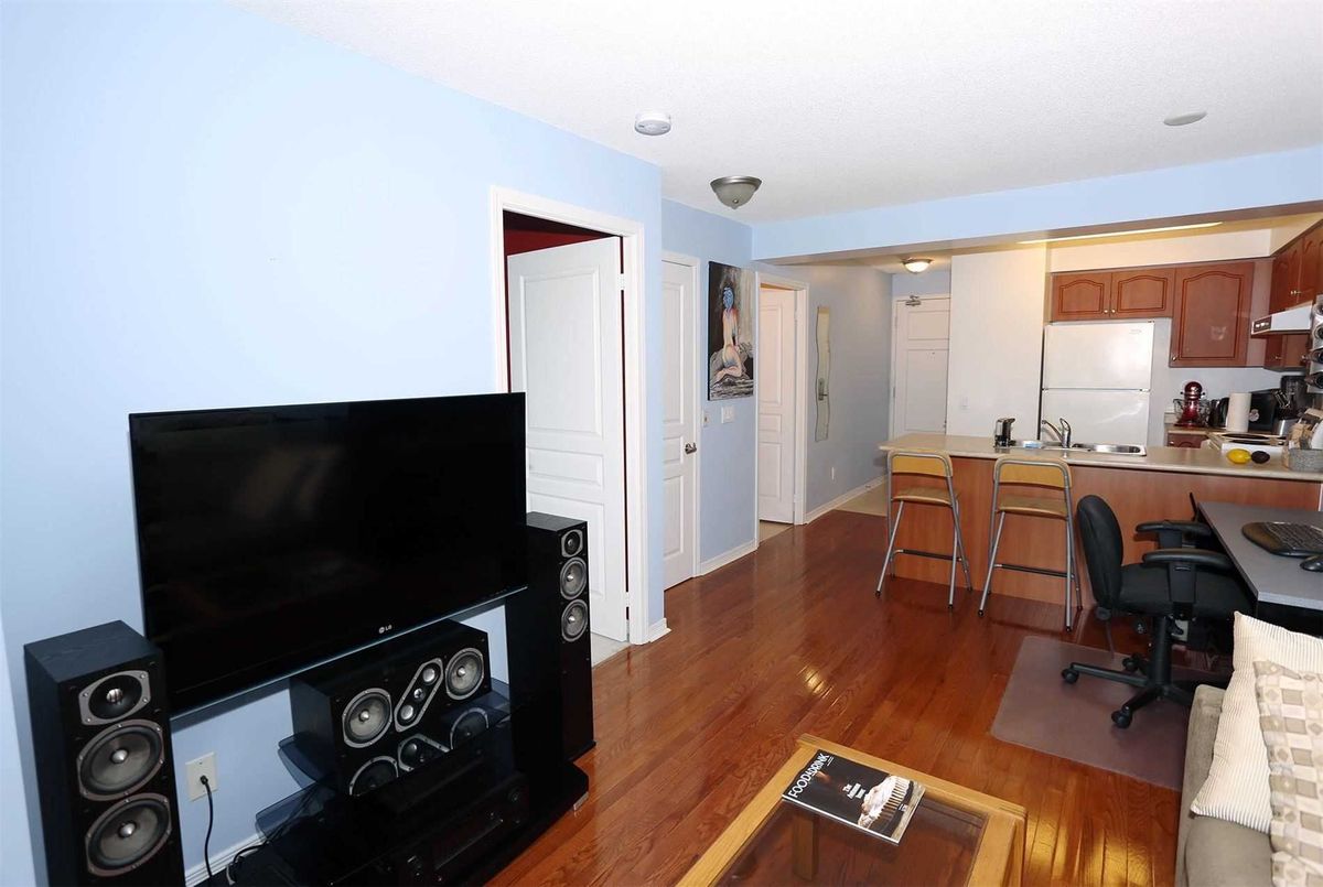 714-330 Red Maple Rd 714-330 Red Maple Rd Richmond Hill