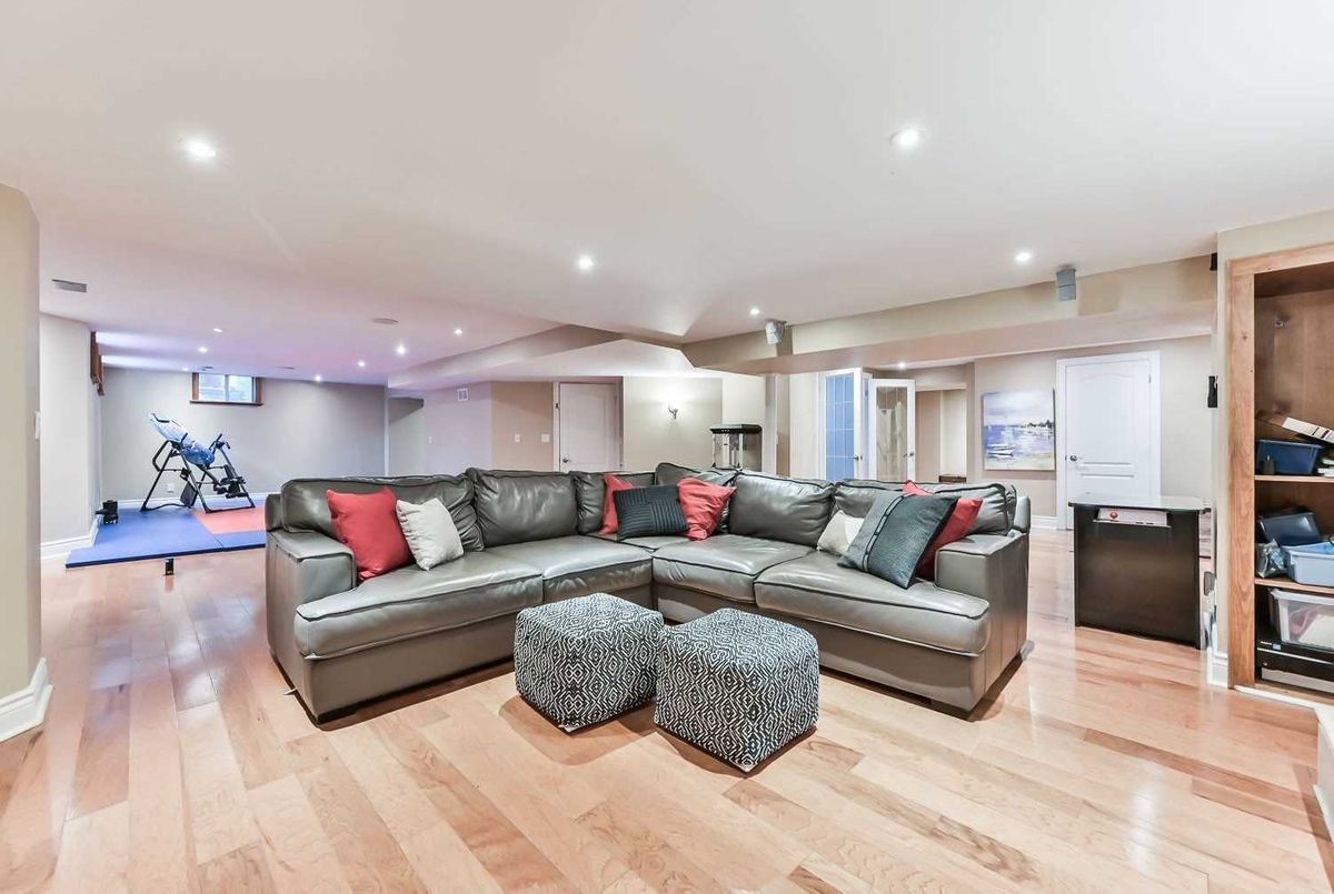 364 Mccaffrey Rd 364 Mccaffrey Rd Newmarket