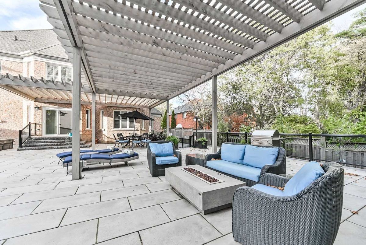 364 Mccaffrey Rd 364 Mccaffrey Rd Newmarket