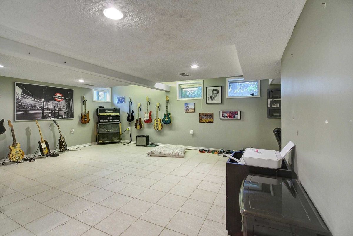 83 Richmond St 83 Richmond St Richmond Hill