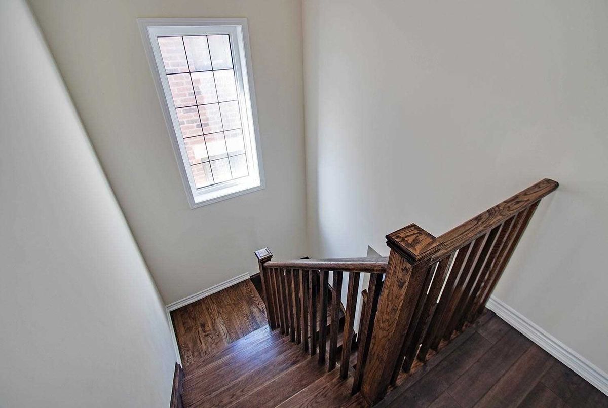 18 Faust Ridge Ave 18 Faust Ridge Ave Vaughan