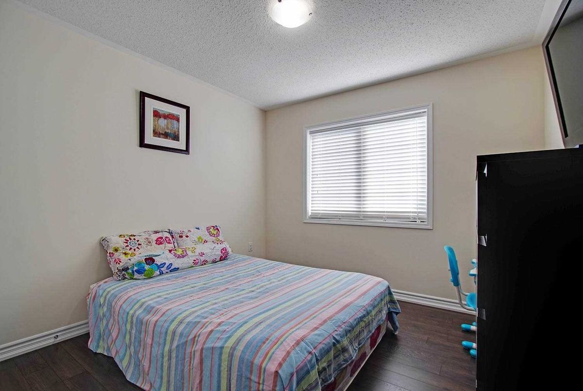 18 Faust Ridge Ave 18 Faust Ridge Ave Vaughan