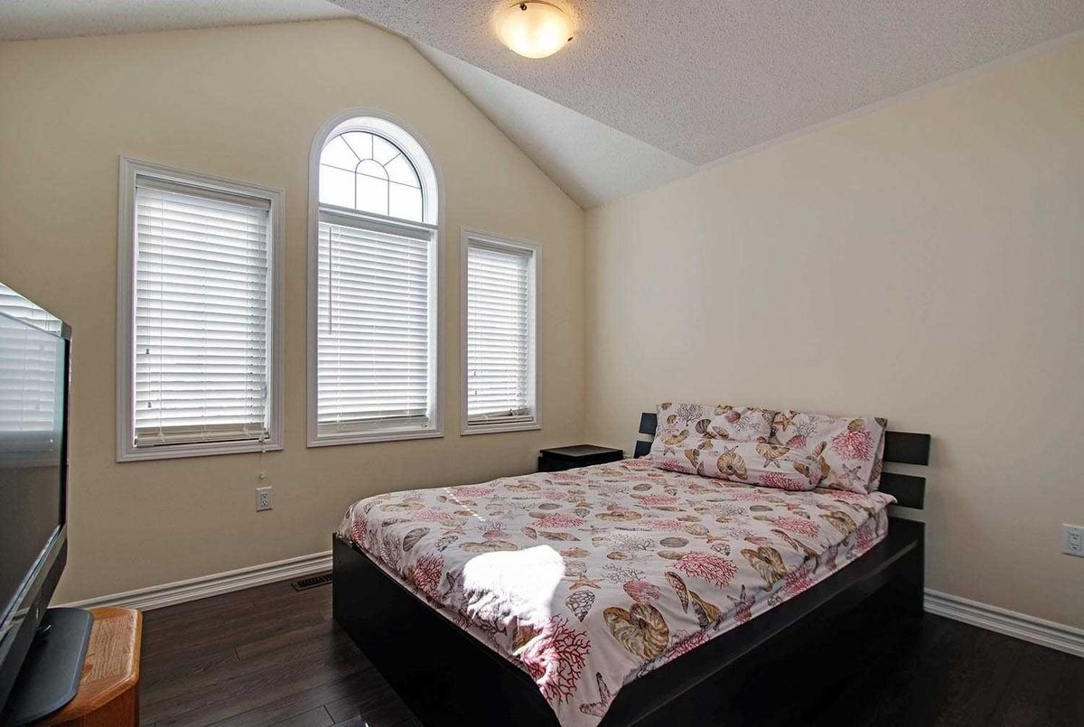 18 Faust Ridge Ave 18 Faust Ridge Ave Vaughan