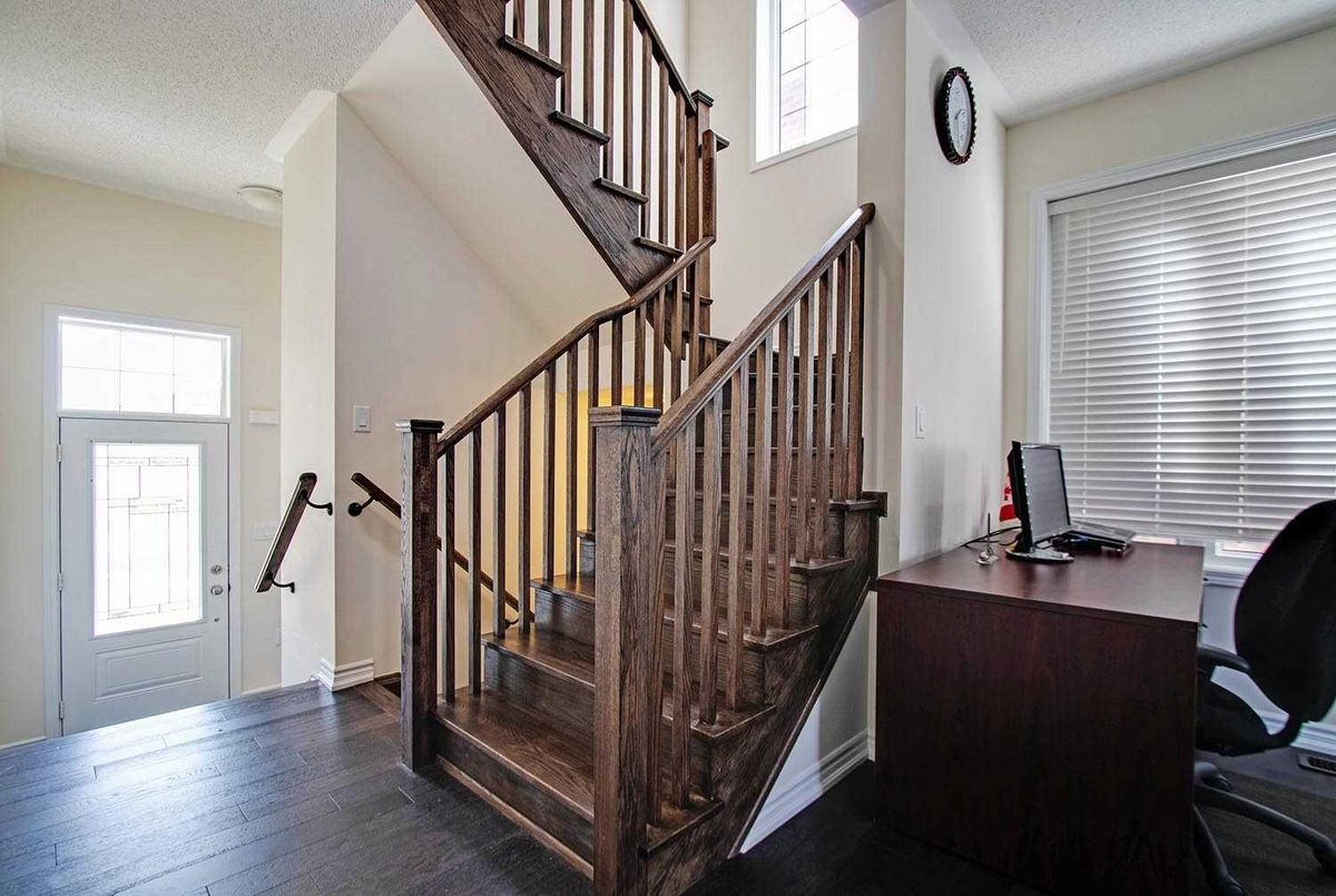 18 Faust Ridge Ave 18 Faust Ridge Ave Vaughan