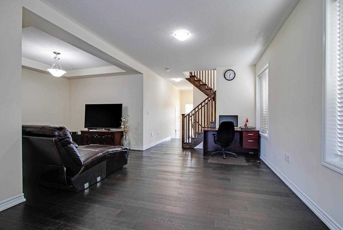 18 Faust Ridge Ave 18 Faust Ridge Ave Vaughan