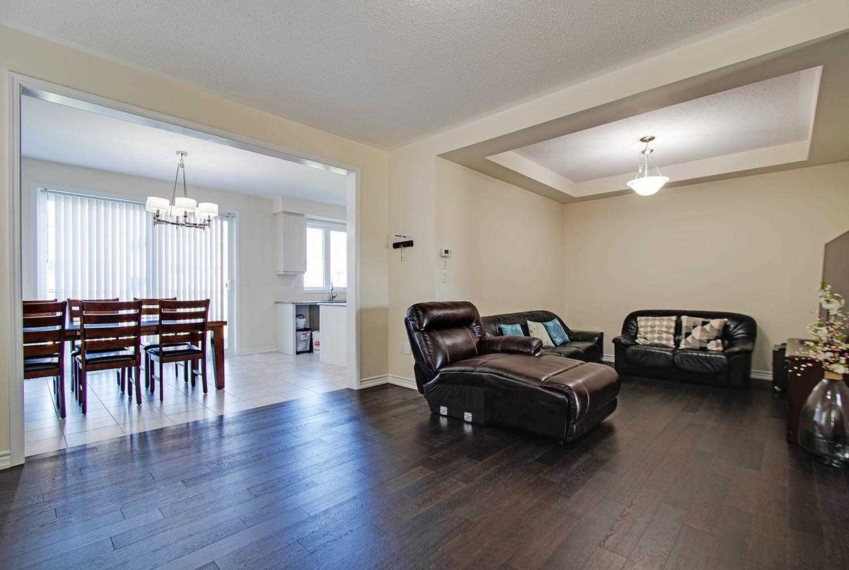 18 Faust Ridge Ave 18 Faust Ridge Ave Vaughan