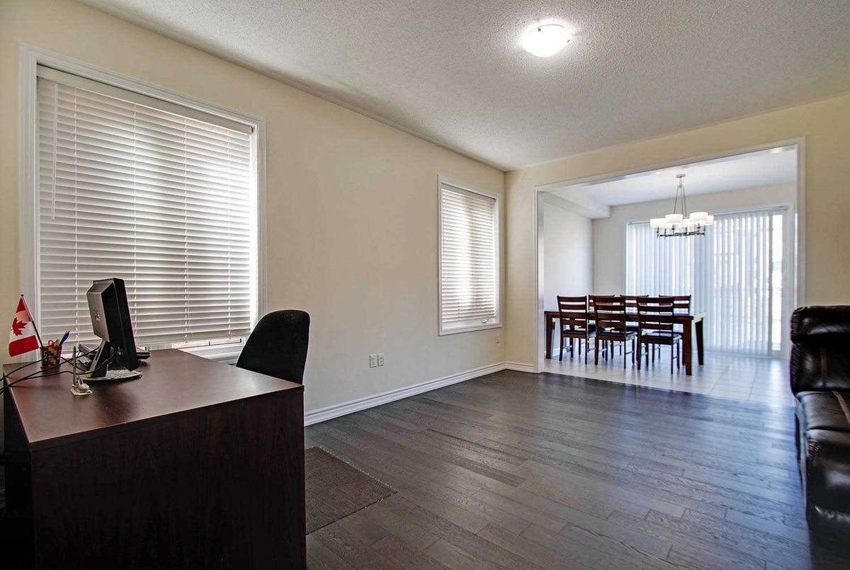 18 Faust Ridge Ave 18 Faust Ridge Ave Vaughan