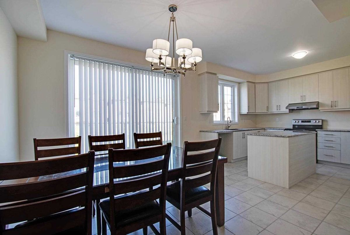 18 Faust Ridge Ave 18 Faust Ridge Ave Vaughan