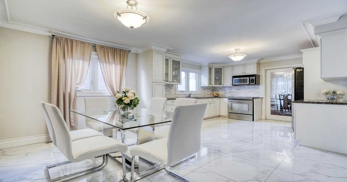 88 Grenadier Cres Vaughan