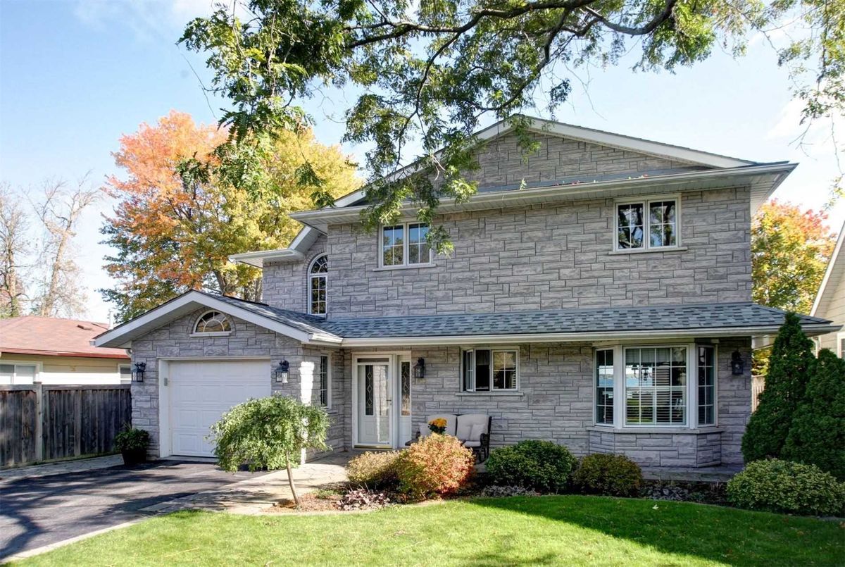 927 Barry Ave 927 Barry Ave Innisfil