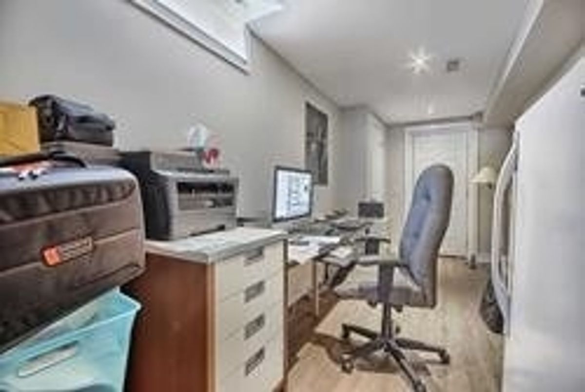 img-gallery
