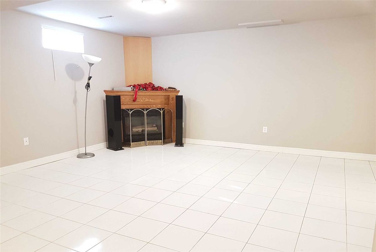 21 Guildwood Dr 21 Guildwood Dr Richmond Hill